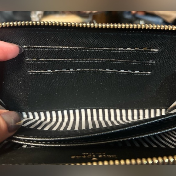 Kate Spade NY Schuyler Lg Continental Zip Wallet MINT CONDITION!​​​ - Picture 9 of 9